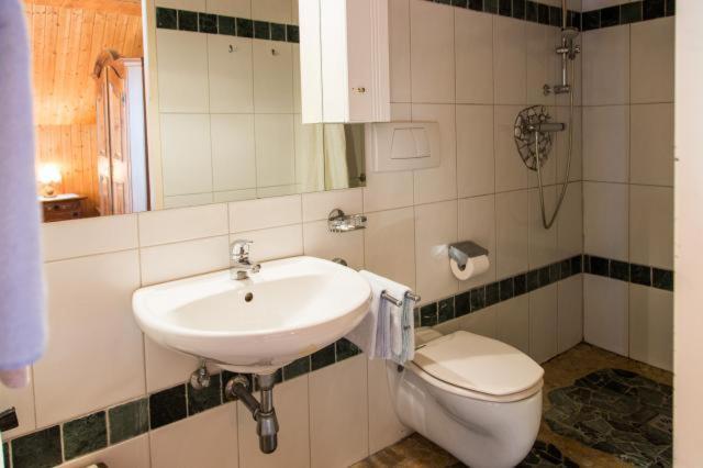 Gasthof Mitteregg Zum Kasnocknwirt Winkl  Ngoại thất bức ảnh